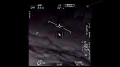 Le Pentagone déclassifie 3 vidéos d’objets volants non identifiés, filmés par des pilotes de chasse