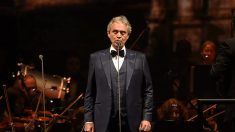 Le chanteur d’opéra Andrea Bocelli se produira en direct à Pâques depuis la cathédrale du Dôme vide de Milan en Italie