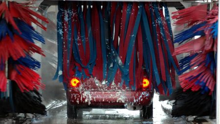 Confinement dans le Doubs : il nettoie sa voiture dans une station de lavage et se fait verbaliser par les gendarmes