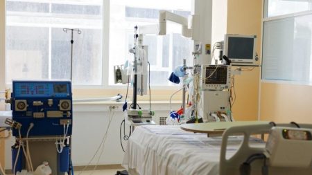 Jura : l’épouse d’un médecin décédé du coronavirus va porter plainte contre Olivier Véran, Agnès Buzyn et l’Agence régionale de santé