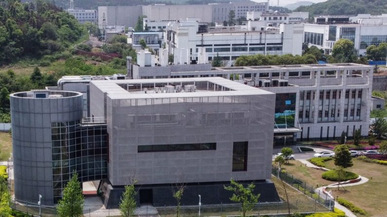 Une vue aérienne montre le laboratoire P4 de l'Institut de virologie de Wuhan, à Wuhan, dans la province centrale du Hubei, en Chine, le 17 avril 2020. (Hector Retamal/AFP/Getty Images)