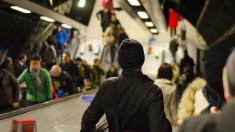Déconfinement à Paris : des lignes de métro bondées dès le premier jour
