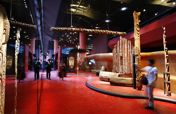 Vue d'une salle du musée du Quai Branly. Photo d'illustration. Crédit :   FRED DUFOUR/AFP via Getty Images.