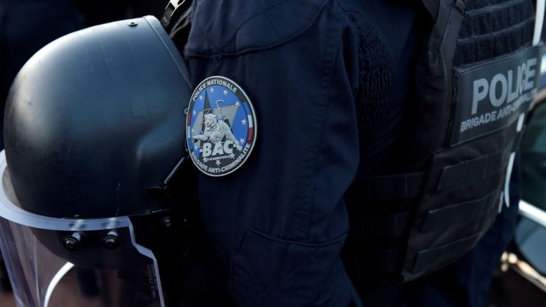 Le logo d'un policier de la Brigade anti-criminalité (BAC) (Photo credit should read JEAN-CHRISTOPHE VERHAEGEN/AFP via Getty Images)