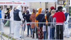 Italie: 28 migrants secourus en Méditerranée testés positifs au coronavirus