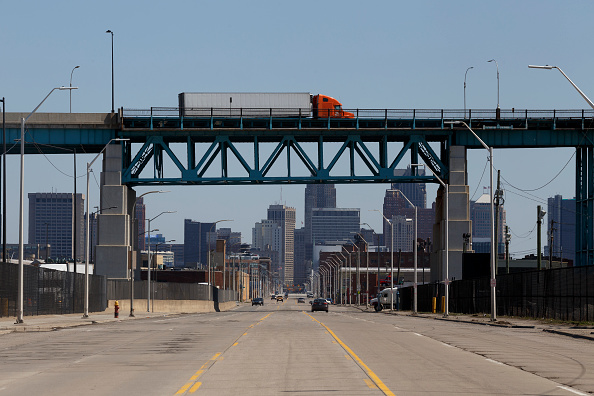 Le pont Ambassador reliant les États-Unis au Canada, à Détroit, Michigan, États-Unis. (Photo : Elaine Cromie/Getty Images)