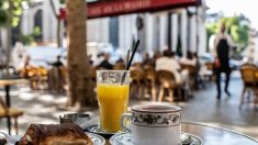 « Emus », les Français retrouvent le plaisir du café du matin en terrasse