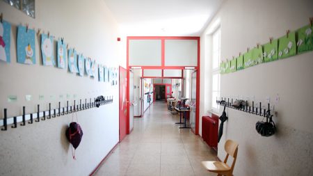 Virus du PCC : une commune du Gard ferme ses écoles après la découverte d’un foyer infectieux
