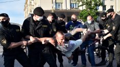 Bélarus: des dizaines d’arrestations à l’approche de la présidentielle