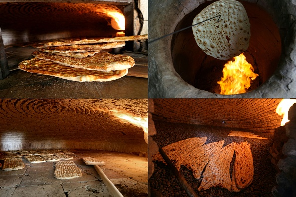-Cette combinaison d'images créée le 24 juin 2020 montre des boulangers iraniens dans la capitale Téhéran. Photo par ATTA KENARE / AFP via Getty Images.