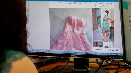 Au Liban, robe de soirée troquée contre du lait ou des couches