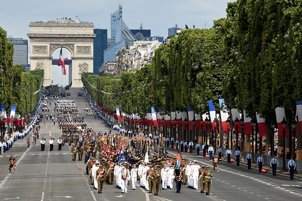 Défilé militaire annuel du 14 juillet, le Jour de la Bastille, sur l'avenue des Champs-Élysées à Paris.   (Photo : DOMINIQUE FAGET/AFP via Getty Images)