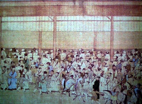 Yu Liangchen souhaitait devenir un érudit-bureaucrate, ce qui n'était possible qu'en passant l'examen de la fonction publique. Ici, les candidats à l'examen se réunissent pour voir les résultats de l'examen. Une peinture de Qiu Ying, vers 1540. (Domaine public)