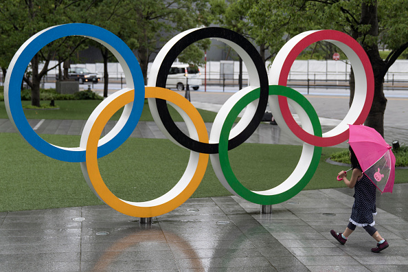 Les anneaux des Jeux olympiques (Photo par Tomohiro Ohsumi / Getty Images).