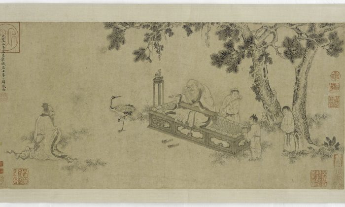 Un rouleau à main de la dynastie Ming, traditionnellement attribué à Li Gonglin, représentant la scène du philosophe Laozi livrant le Tao De Jing, le texte principal de la pensée taoïste dont il est l'auteur. Galerie d'art Freer. (Domaine public)