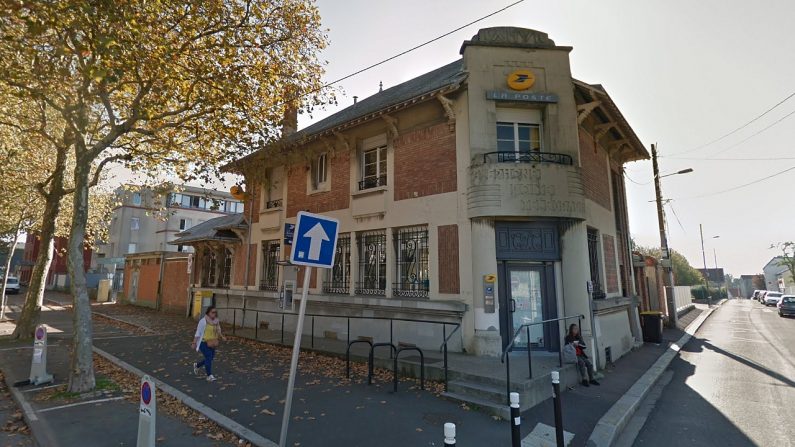 La Poste place Raymond Poincaré - Havre - Google maps