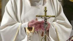 L’ex-ambassadeur du Vatican en France sera jugé pour « agressions sexuelles » à Paris le 10 novembre