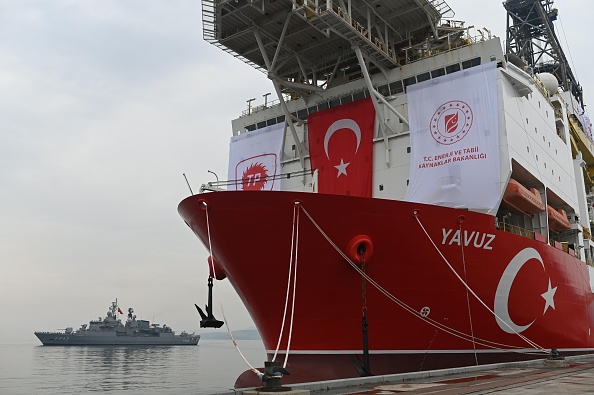 Le navire de forage "Yavuz" turc.    (Photo : BULENT KILIC/AFP via Getty Images)