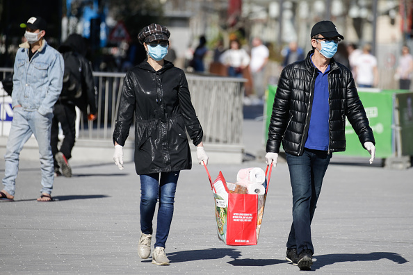 Le port du masque devient obligatoire dans l'espace public de la région de Bruxelles. (Photo : ARIS OIKONOMOU/AFP via Getty Images)