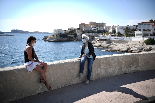 Port du masque obligatoire dans Marseille et dans toutes les Bouches-du-Rhône à partir de ce mercredi 25 août 2020.
(Photo : ANNE-CHRISTINE POUJOULAT/AFP via Getty Images)