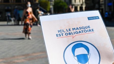 Les anti-masques, ces Français qui veulent défendre leur liberté de porter le masque