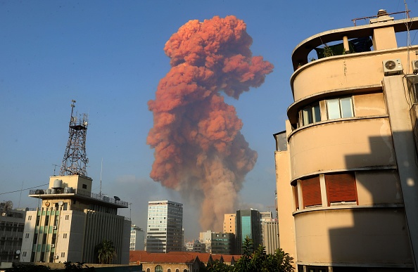 L'explosion à Beyrouth, qui a secoué des bâtiments entiers et brisé des vitres, a été ressentie dans toute la ville et jusqu'à plus de 200 km. (Photo : ANWAR AMRO/AFP via Getty Images)