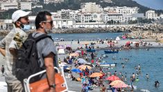 Covid-19: l’Algérie rouvre ses plages, ses cafés et ses mosquées