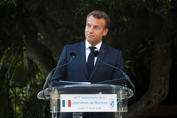 Emmanuel Macron  à Bormes-les-Mimosas le 17 août 2020. (Photo : ERIC GAILLARD/POOL/AFP via Getty Images)