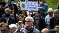 Masque obligatoire : 200 à 300 manifestants à Paris pour dénoncer une atteinte aux libertés individuelles