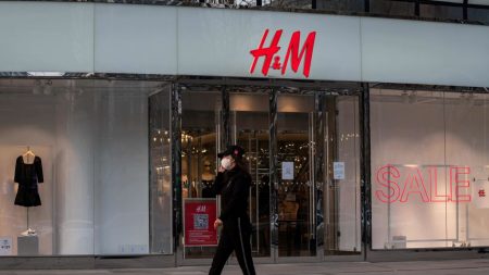 Accusé de « travail forcé » de Ouïghours H&M rompt avec un fournisseur chinois