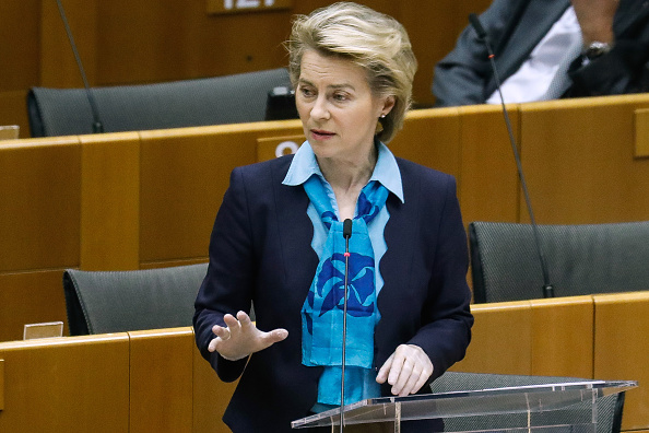 La présidente de la Commission européenne Ursula von der Leyen. (ARIS OIKONOMOU/AFP via Getty Images)