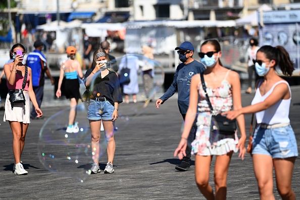 Sur le Vieux-Port de Marseille le 26 août 2020. (Photo CHRISTOPHE SIMON/AFP via Getty Images)