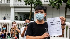 Hong Kong: Joshua Wong brièvement arrêté, promet de « résister »