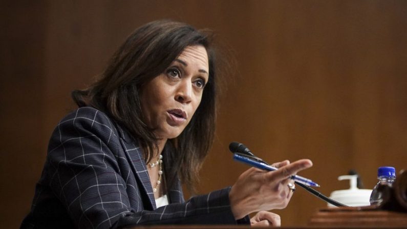 La sénatrice Kamala Harris (Parti démocrate, Californie) s'exprime lors d'une audition au Capitole à Washington, le 25 juin 2020. (Alexander Drago-Pool/Getty Images)