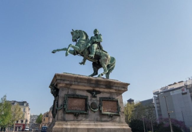 La statue de Napoléon 1er à Rouen. (capture d'écran © Google street view)