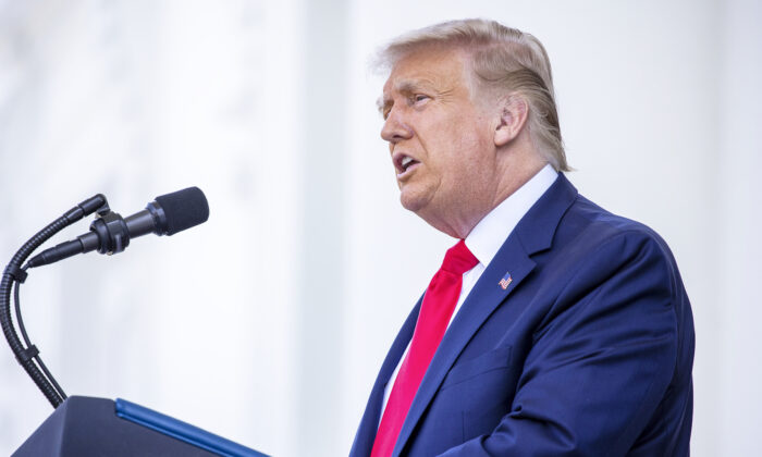 Le président Donald Trump s'exprime lors d'une conférence de presse au Portique Nord de la Maison-Blanche à Washington le 7 septembre 2020. (Tasos Katopodis/Getty Images)