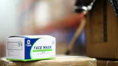 Essonne : elle fournit des masques de protection à une collègue et se voit menacée de licenciement