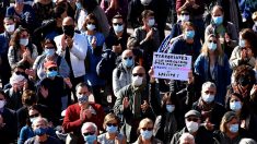 Lyon : ils font des rodéos sous le nez des policiers en marge du rassemblement en hommage à Samuel Paty