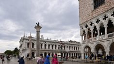 « Jour historique » à Venise, protégée de la crue par ses digues artificielles