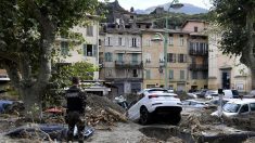 Intempéries: scènes de désolation après les crues en France et en Italie