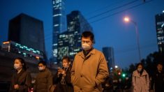 Une ville du Xinjiang en Chine entreprend des tests de masse sur le Covid-19 à la suite de la dernière flambée épidémique