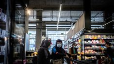 Nîmes : le gérant d’une supérette interdit l’accès de son magasin aux femmes voilées, sa vitrine est vandalisée