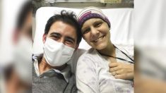 Deux jeunes adultes atteints de cancer se rencontrent dans un l’hôpital et tombent amoureux : « Tout arrive pour une raison »