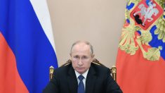Élections américaines: Poutine attend le résultat officiel pour féliciter le vainqueur