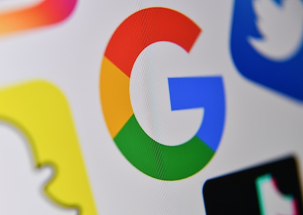 Google se voit reprocher d'avoir usé et abusé de techniques pour exclure ses concurrents, en étant souvent "juge et partie". (Photo : DENIS CHARLET/AFP via Getty Images)