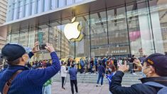 Apple sanctionne un employé pour avoir approuvé une application critique envers Pékin, selon un procès