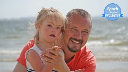 « You & me » : un père néerlandais rend un hommage sincère à sa fille atteinte de trisomie