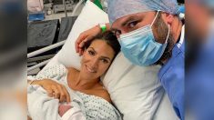 Après avoir vaincu un cancer, une femme à qui on avait dit que ses ovaires étaient « morts » devient végétalienne et donne naissance à son deuxième bébé