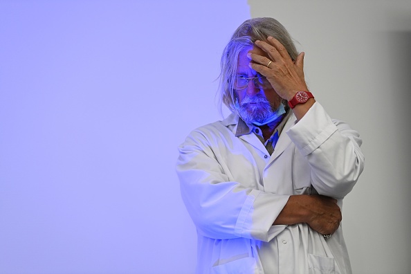 Le Pr Didier Raoult, directeur de l'Institut de médecine infectieuse de l'IHU à Marseille. (Photo : CHRISTOPHE SIMON/AFP via Getty Images)