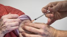 Attention arnaque : des individus proposent une vaccination à domicile